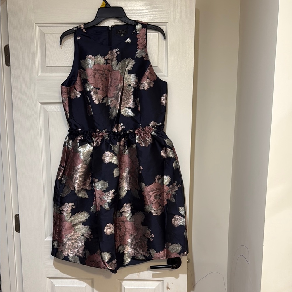 Floral woman Dress in Navy and Pink